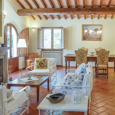 Three-bedroom Holiday With A Fireplace In -pg- 펜션 *