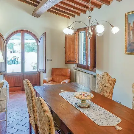 Three-bedroom Holiday With A Fireplace In -pg- 펜션 *